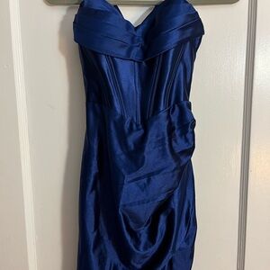 Chic Navy Strapless Mini Dress